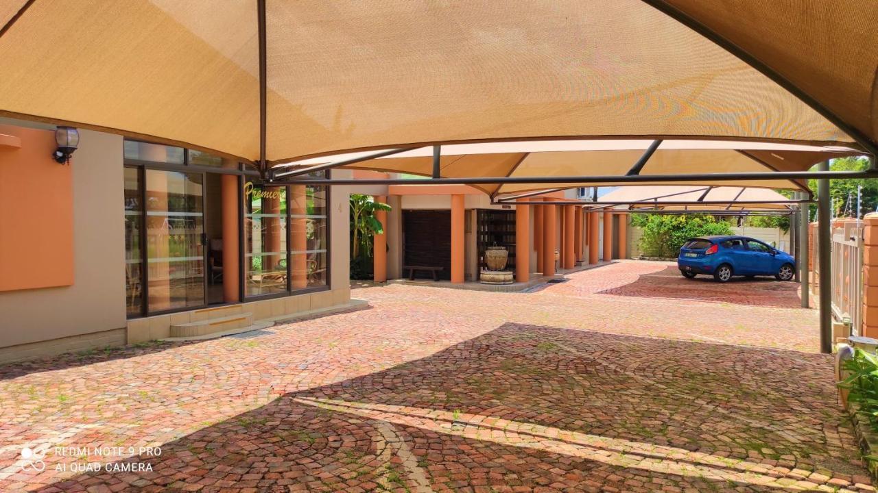 Premiere Guesthouse Bloemfontein Exterior photo