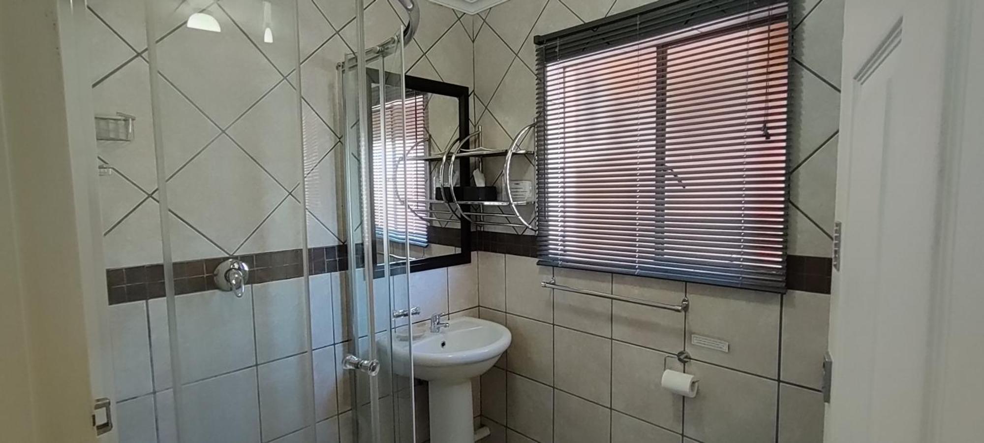 Premiere Guesthouse Bloemfontein Exterior photo